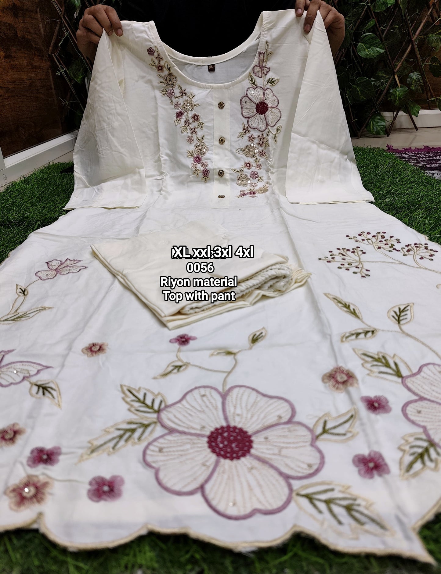 Heavy reyon material  Embroidery work  With Top & Pent